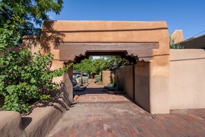 Condo (2 Bedrooms) | Property amenity - Las Brisas 24 by Kokopelli Property Management (Santa Fe)