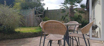 lockwood bungalow adults only