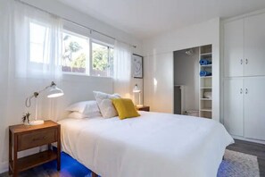 2 bedrooms, iron/ironing board, travel crib, free WiFi