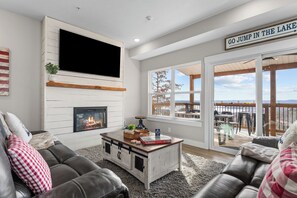Smart TV, fireplace, DVD player