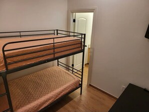 4 habitaciones, wifi gratis y ropa de cama 