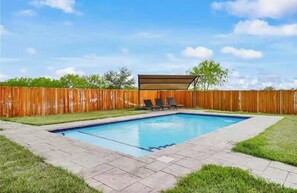 Outdoor pool - Beautiful Home in a 8 acre Ranch near to the city. (Edinburg)