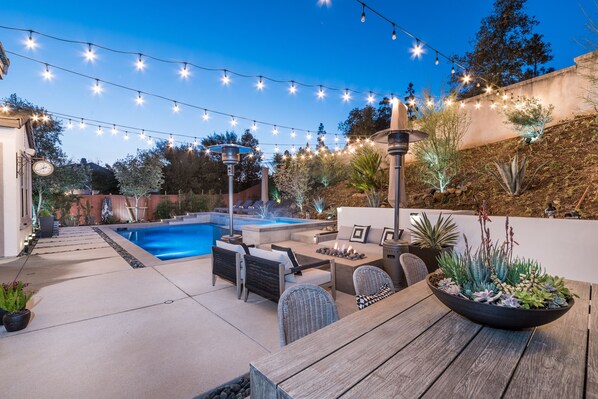 Outdoor pool - Designer Oasis Home with Pool & Spa - 5 Bedrooms (San Marcos)