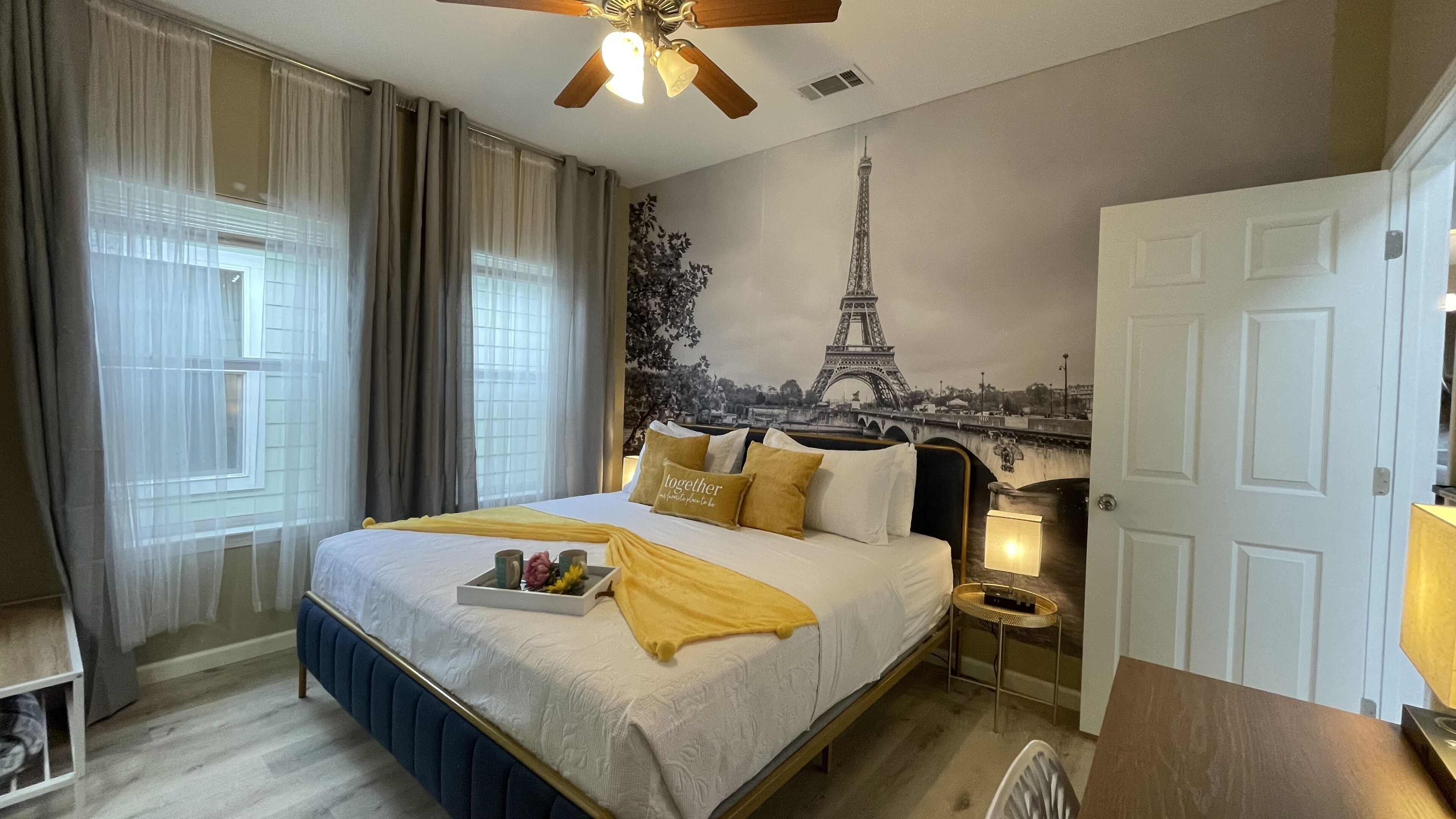 3 dormitoris, escriptori, planxa i posts de planxar i wifi gratuïta 