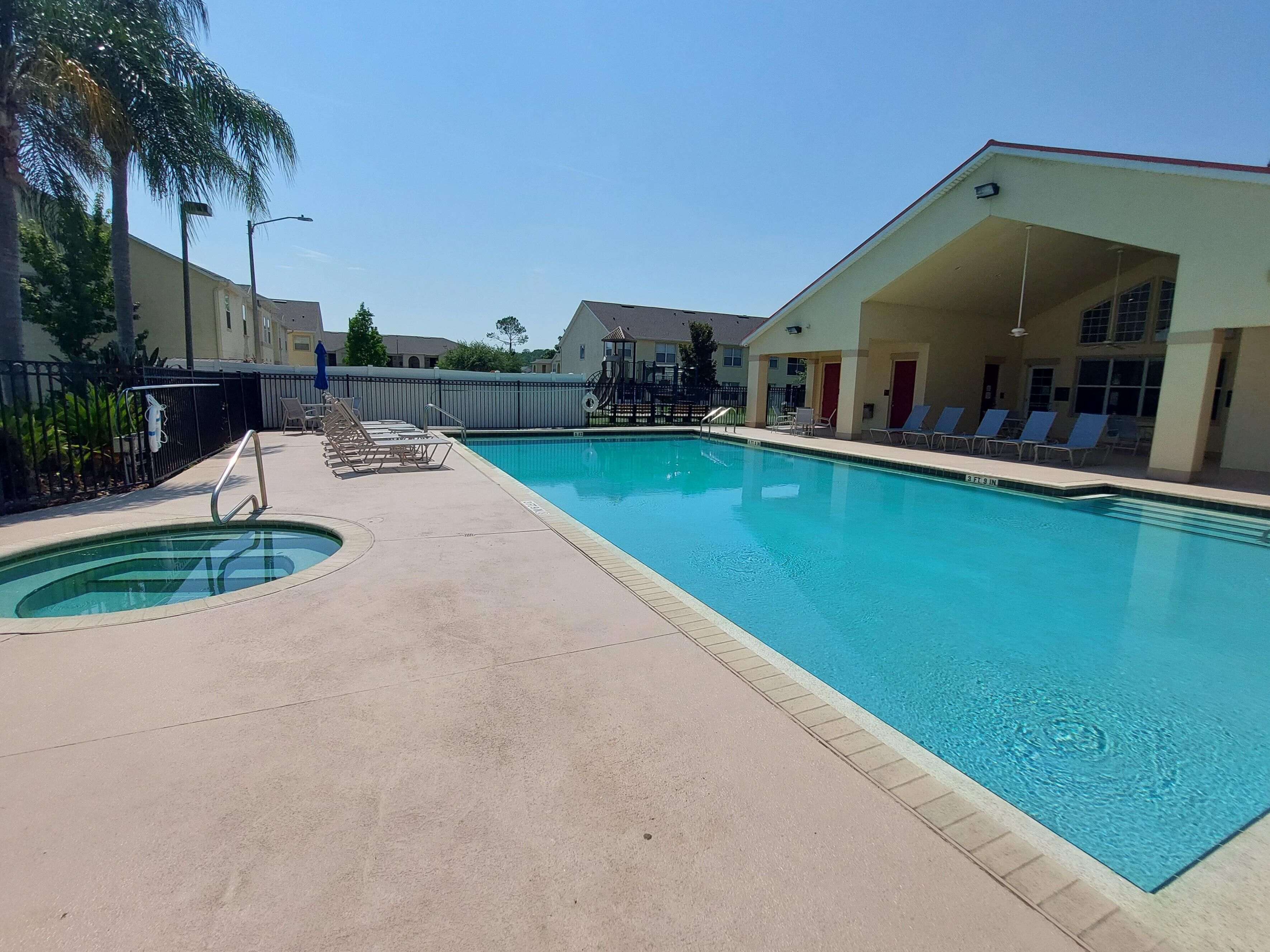 Condo (Amazing 3/2 Condo, gated community at) | Exterior
