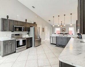Exterior - Amazing 4/3 House at Thousand Oaks Community, Private Pool, Near Disney! (Davenport)