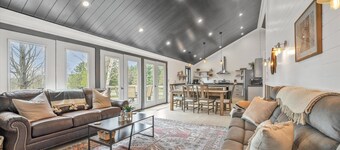 Boyne City- close to golf, lakes, shopping and more!!! 