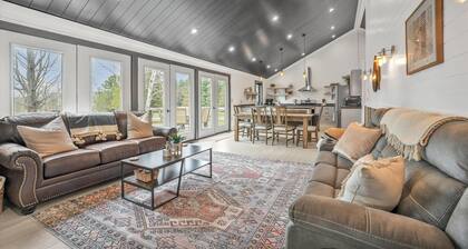 Boyne City- close to golf, lakes, shopping and more!!!