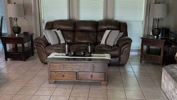 Smart TV, fireplace, stereo, printers