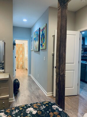 4 Schlafzimmer, Zimmersafe, Bügeleisen/Bügelbrett, kostenloses WLAN