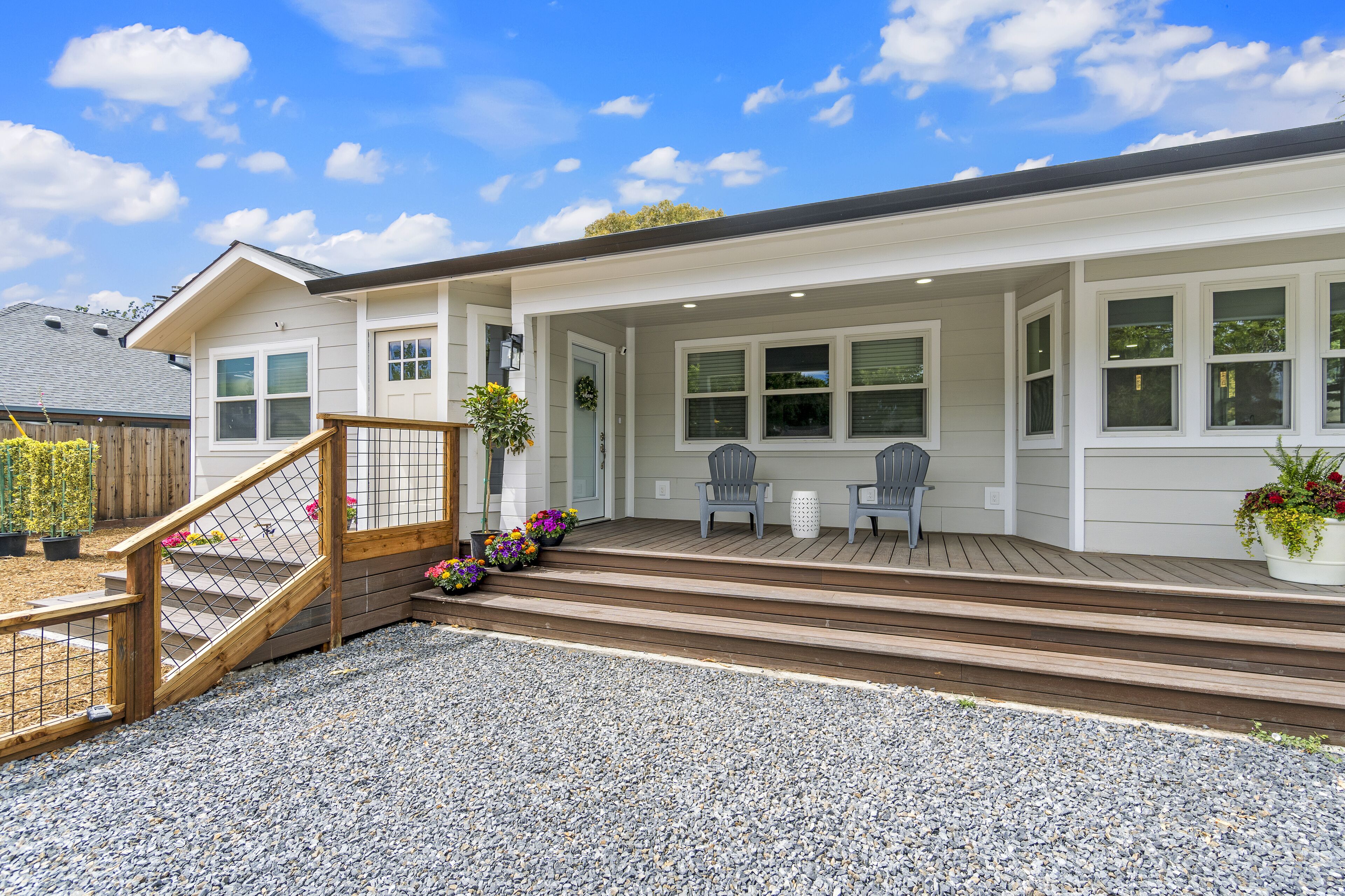 Luxurious & Tranquil Home with Private Backyard