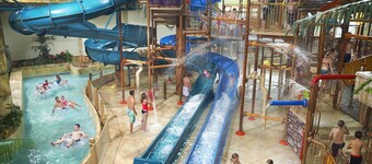 Lazy Elk Lodge •Luxury Cabin •Game Room •Fire Pit