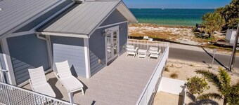 Back To Blue: Amazing Bean Point Location, Resort Style Backyard with Pool by Anna Maria Life