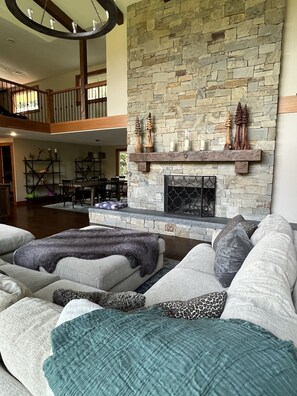 Smart TV, fireplace, video games, DVD player