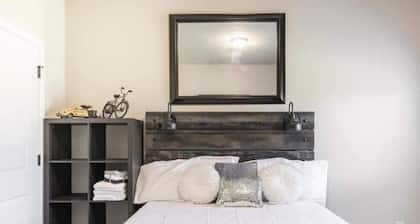 Jonesboro Private 1 Bed & Bath Suite 30 days +