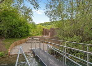 Property grounds - 2 bedroom accommodation in Halling (Halling)