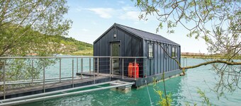 2 bedroom accommodation in Halling