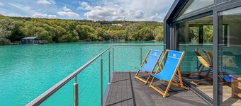 2 bedroom accommodation in Halling