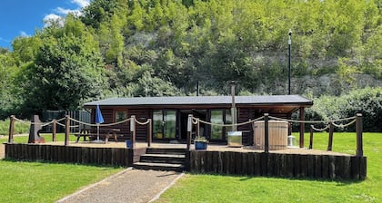 2 bedroom accommodation in Halling