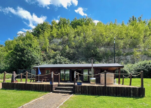 Exterior - 2 bedroom accommodation in Halling (Halling)