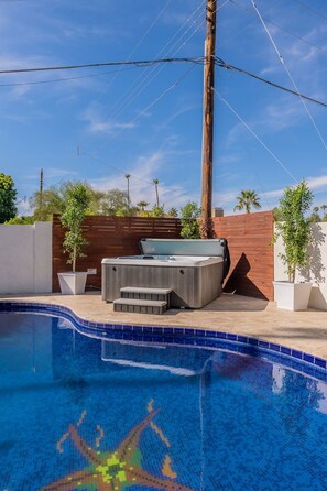 Pool - The Sol Villa | 8 Bedroom 4 Bathroom - 12+ Beds (Scottsdale)