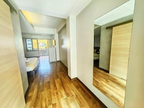 Premium bedding, pillowtop beds, blackout drapes, free WiFi