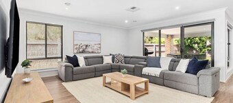 Summer Breeze - 10 mins to Barwon Heads & Torquay