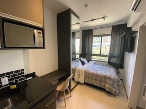 1 quarto, escrivaninha, Wi-Fi de cortesia