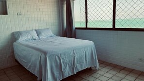 2 quartos, ferros/tábuas de passar roupa, Wi-Fi, roupa de cama