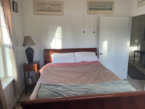 2 bedrooms, free WiFi, bed sheets, wheelchair access