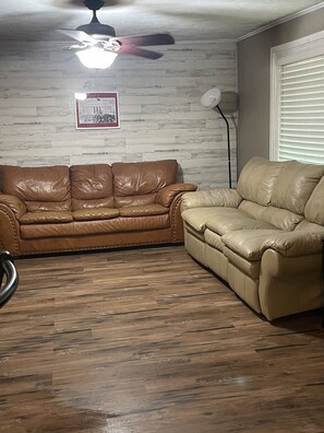 Living area - Cheerful two bedroom one bath duplex (Montgomery)