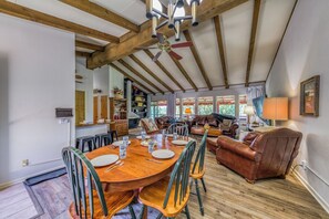 House (3 Bedrooms) | Property amenity - Nana and Papa's Mountain Retreat by Kokopelli Property Management (Alto)