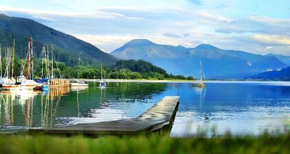 Serviced Apartment mit Seeblick, schnelles Internet, Garage & flexibler Check In