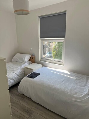Appartement | 3 chambres, fer et planche à repasser, Wi-Fi gratuit, draps fournis