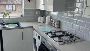 Apartment | Private kitchen | Fridge, microwave, oven, stovetop