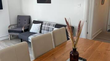 Apartment | Private kitchen | Fridge, microwave, oven, stovetop