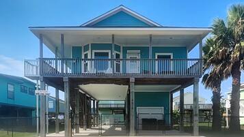 House (3 Bedrooms) | Property amenity