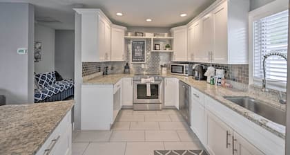 Remodeled Naples Getaway w/ Pool ~ 1 Mi to Beach!