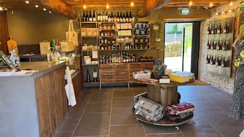 Bar (en la propiedad)