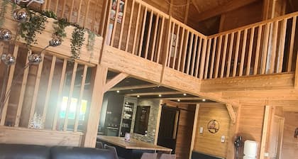 CHALET 12-14 Persons 200 Metres from the slopes