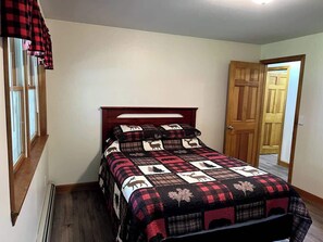 4 slaapkamers, een strijkplank/strijkijzer, wifi, beddengoed