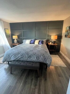 2 bedrooms, iron/ironing board, travel cot, WiFi