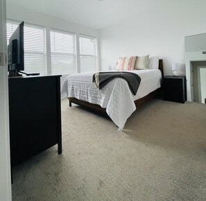 3 Schlafzimmer, Reisekinderbett, WLAN, Bettwäsche