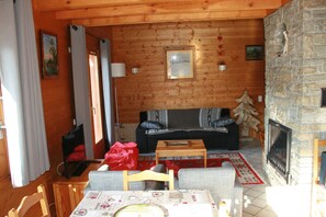 Fernseher, Kamin