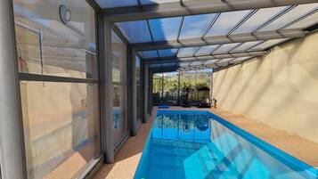 Piscine extérieure, piscine chauffée