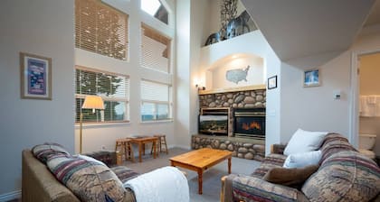 Moonridge Ski Haven MR6 | Ski-In/Out On Powder Mtn