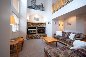 スマートテレビ、暖炉