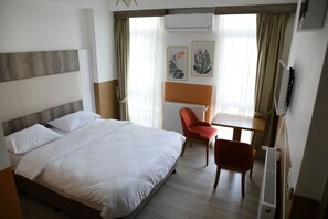 Desk, free WiFi, bed sheets