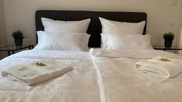 1 Schlafzimmer, Schreibtisch, Reisekinderbett, kostenloses WLAN