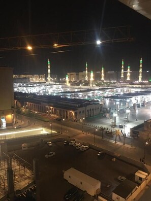 Front of property - Sky View Hotel Madinah (Madinah)